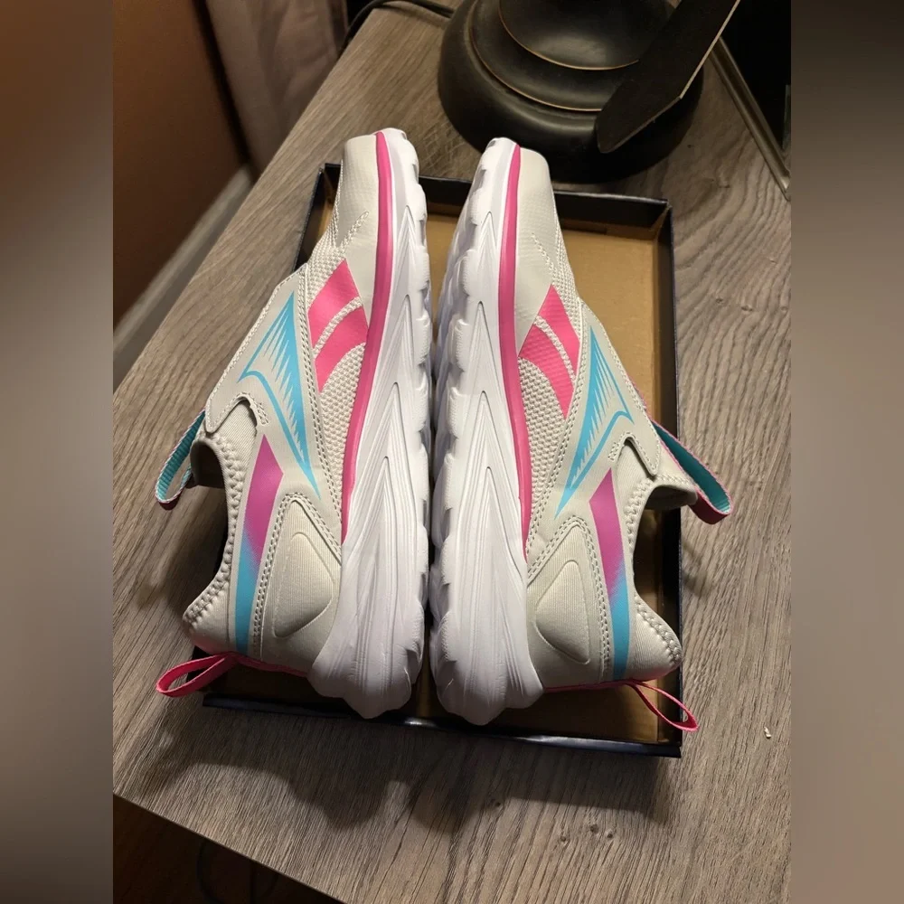 Reebok Lite Spinner Girls' Shoes in the 